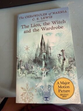 The Lion, the Witch and the Wardrobe - C. S. Lewis (Movie Tie-In)